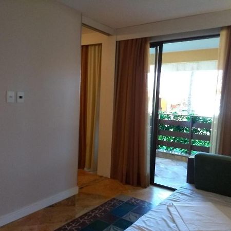 Apartamento Resort Ao Lado Do Parque Aquatico Porto Das Dunas - Pe Na Areia- Terreo 阿奎拉兹 外观 照片