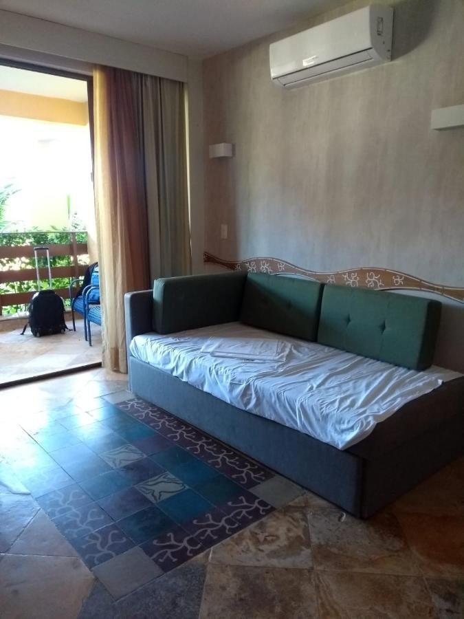 Apartamento Resort Ao Lado Do Parque Aquatico Porto Das Dunas - Pe Na Areia- Terreo 阿奎拉兹 外观 照片
