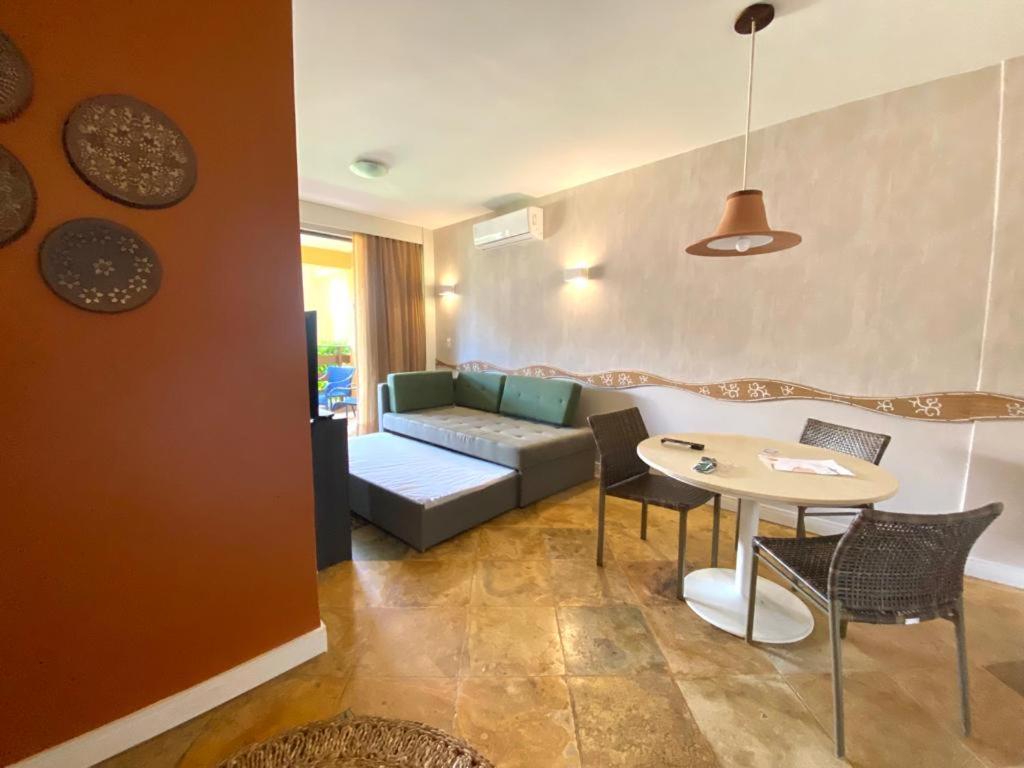 Apartamento Resort Ao Lado Do Parque Aquatico Porto Das Dunas - Pe Na Areia- Terreo 阿奎拉兹 外观 照片